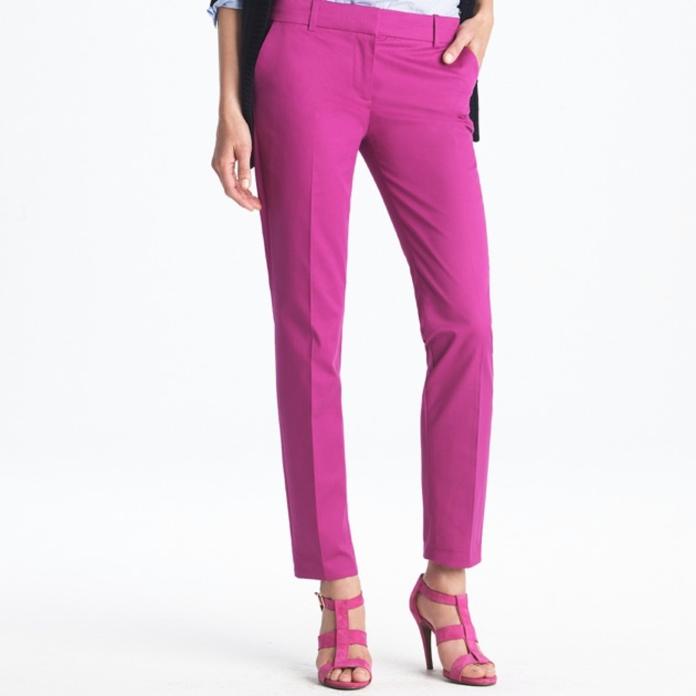 Cute magenta Capri pants